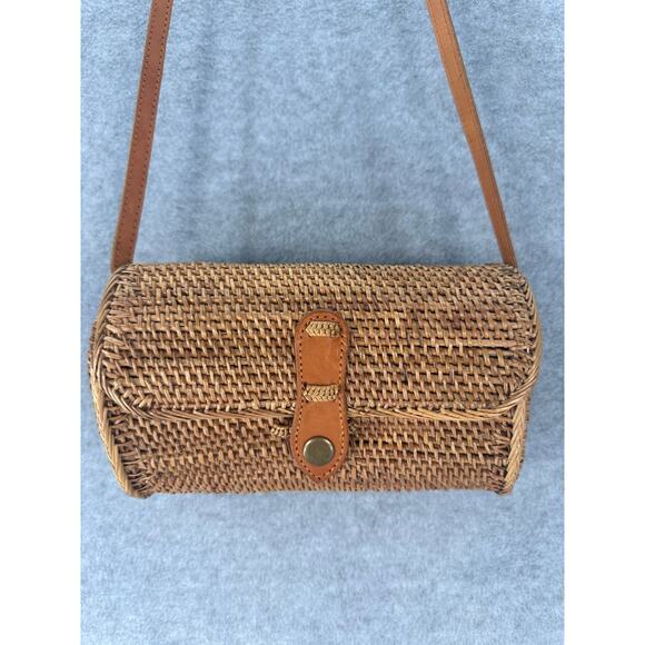 Streetlevel Handbags - Vintage Streetlevel Ata Grass Basket Weave Crossbody Purse Beach Vacation Rattan
